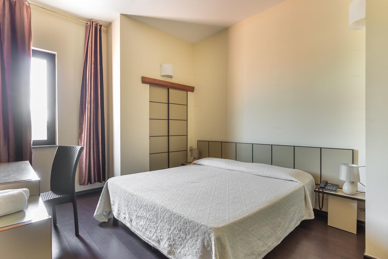 Rodia Inn Oristano Eksteriør billede