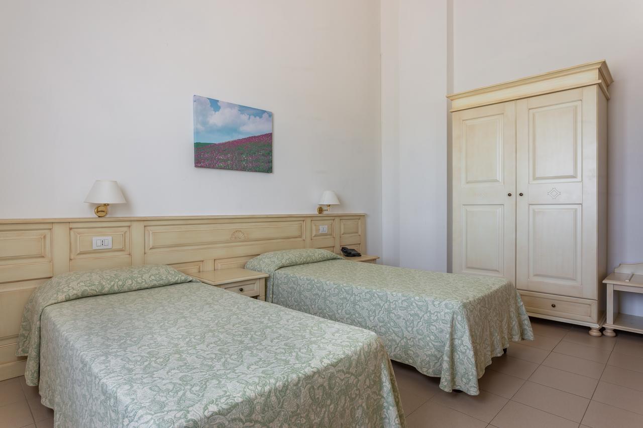 Rodia Inn Oristano Eksteriør billede
