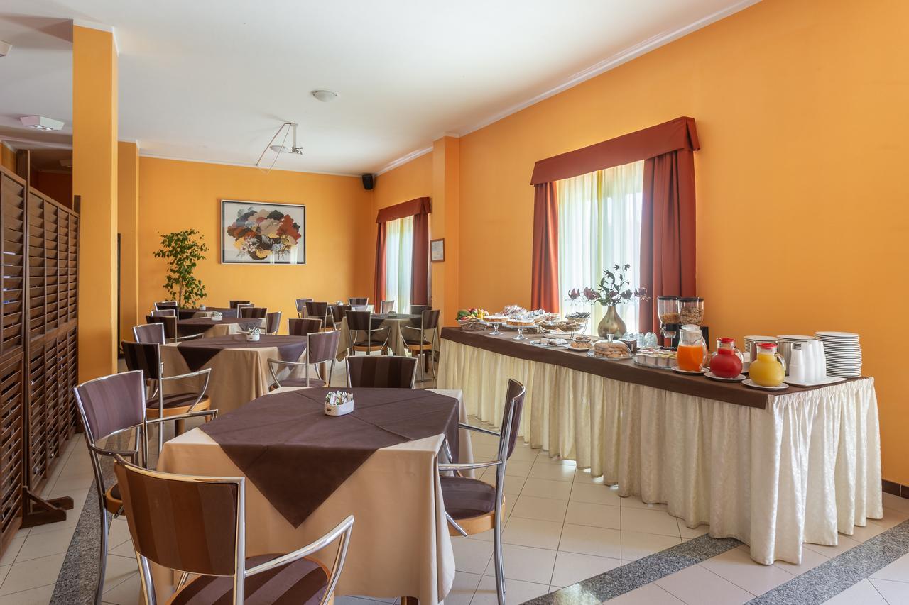 Rodia Inn Oristano Eksteriør billede