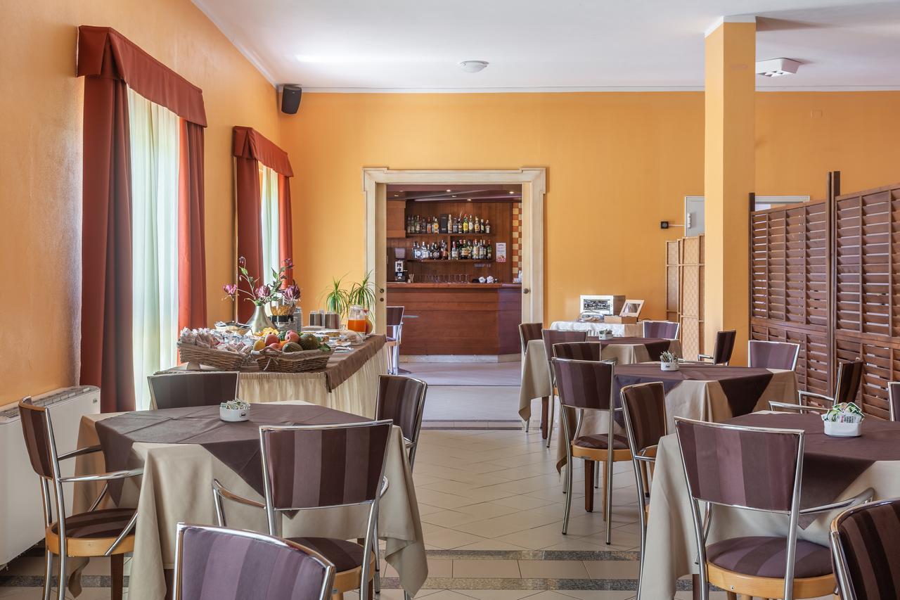 Rodia Inn Oristano Eksteriør billede