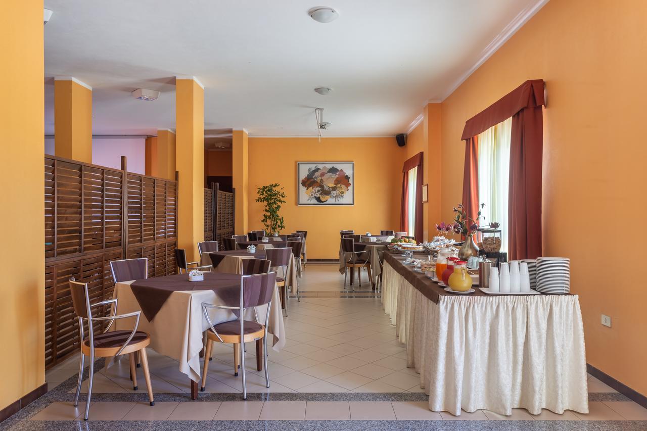 Rodia Inn Oristano Eksteriør billede